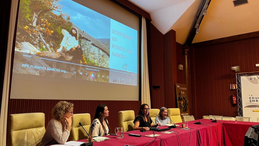 La Asociación de Turismo Rural Fuentes del Narcea presenta su «Mercáo en peligro de extinción» en Valsaín, Segovia