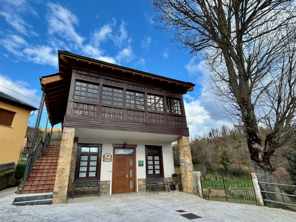 Apartamentos Rurales El Balcón de Muniellos